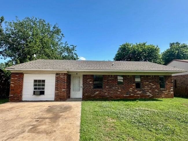 property at 1215 Dove Hollow Ln