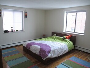 20 Riverside St, Unit 2-2 in Watertown, MA - Building Photo - Building Photo