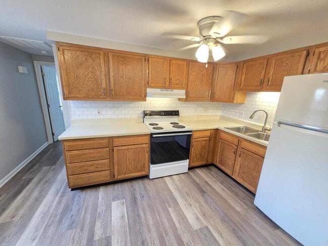 923 Rose Hill Ave, Unit #3