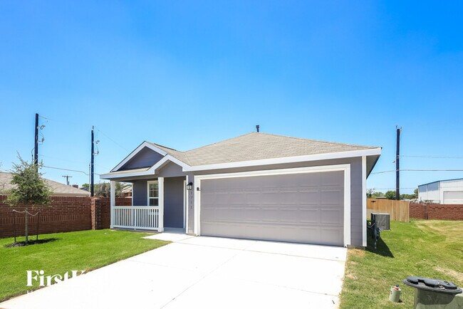 1711 Morse Way in San Antonio, TX - Building Photo - Building Photo