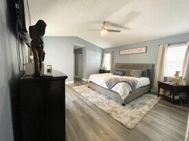 4644 NW 99th Ln in Coral Springs, FL - Building Photo