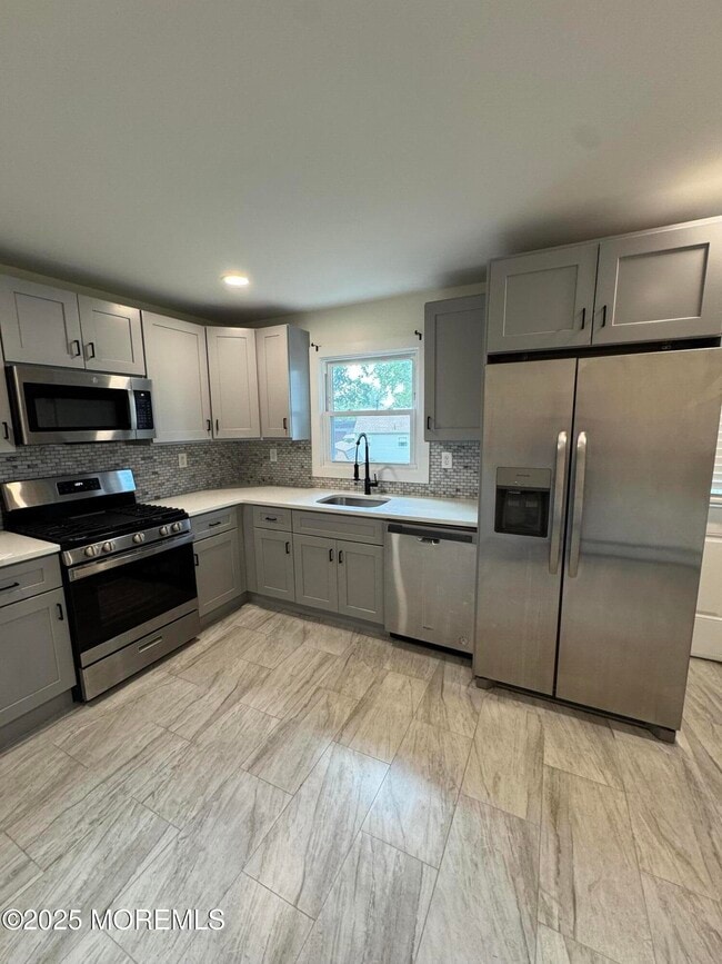 334 Herbertsville Rd in Brick, NJ - Building Photo - Building Photo