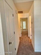 302 Pirates Lndg Dr in Beaufort, NC - Building Photo - Building Photo