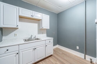173 Elm St in Holyoke, MA - Building Photo - Building Photo