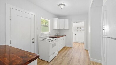 2026 22nd St S in St. Petersburg, FL - Building Photo - Building Photo