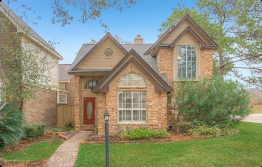 14302 Reissen Ln in Houston, TX - Foto de edificio