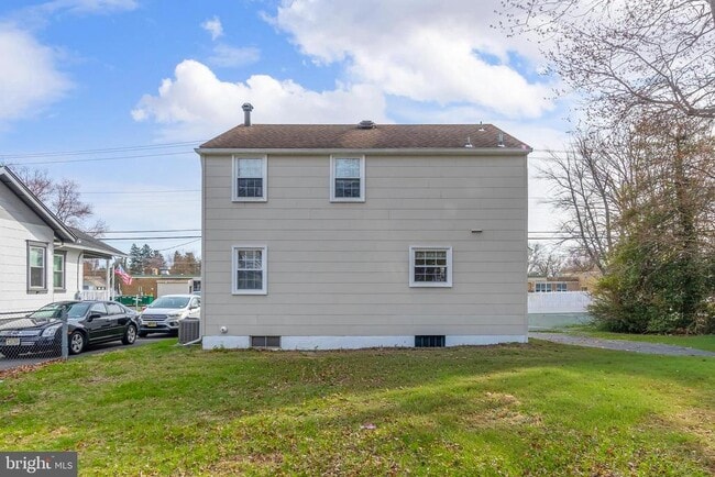 307 Dickinson Rd in Glassboro, NJ - Building Photo - Building Photo