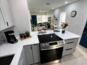 1756 2nd St NE in Winter Haven, FL - Building Photo - Building Photo