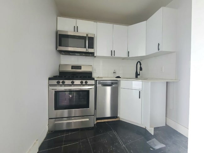 property at 750 N Broad St