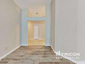 5709 Erhardt Dr in Riverview, FL - Building Photo - Building Photo
