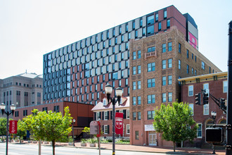 The Pierre in Camden, NJ - Foto de edificio - Building Photo