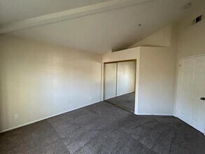 8923 Burnet Ave in Los Angeles, CA - Building Photo - Building Photo
