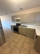 10621 SW 170th Terrace in Miami, FL - Foto de edificio - Building Photo