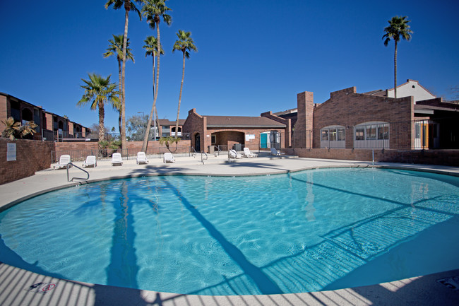 The Resort on 27th in Phoenix, AZ - Foto de edificio - Building Photo