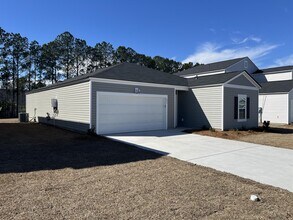 693 Harrison Mill St in Myrtle Beach, SC - Building Photo - Building Photo