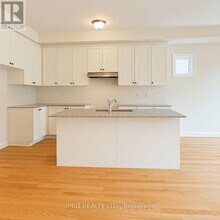 3098 Meadowridge Dr in Oakville, ON - Building Photo - Building Photo