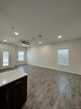 302 Sylvia Handy Dr in Elsa, TX - Building Photo - Building Photo