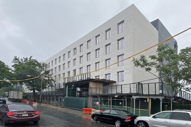 MGX Phase 1 Building F in Brooklyn, NY - Building Photo - Building Photo