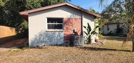 445 2nd Ave in Dunedin, FL - Building Photo - Building Photo