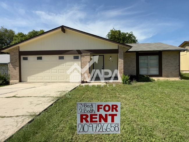 6819 Laguna Norte in San Antonio, TX - Building Photo - Building Photo