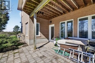 23 Fox Run Dr in Puslinch, ON - Building Photo - Building Photo