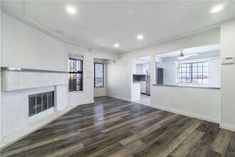 2200 Venus Ave in North Las Vegas, NV - Building Photo - Building Photo