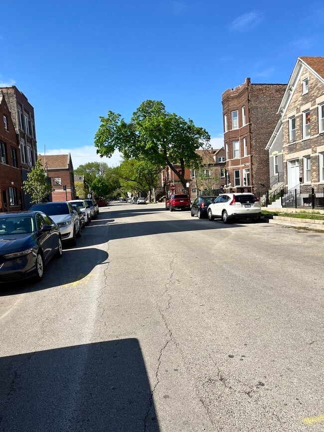 3217 S May St in Chicago, IL - Building Photo - Building Photo