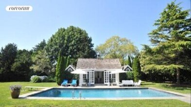 444 Hedges Ln in Sagaponack, NY - Building Photo - Building Photo