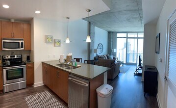 544 S Church St in Charlotte, NC - Building Photo - Building Photo