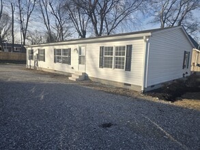 223 E Park Ave in Gallatin, TN - Building Photo - Building Photo