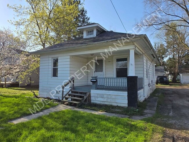 1525 Vermont St in Saginaw, MI - Building Photo - Building Photo