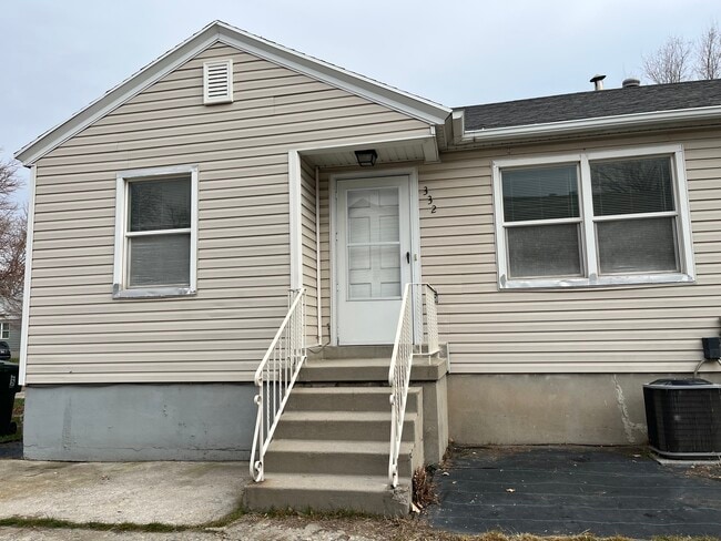332 E Utopia Ave in South Salt Lake, UT - Foto de edificio - Building Photo
