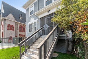 1015 Martin Luther King Jr Way, Unit 1 in Oakland, CA - Building Photo