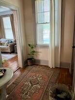 1302 E Victory Dr, Unit #2 in Savannah, GA - Building Photo