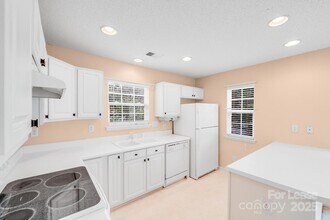 15021 Deshler Ct in Charlotte, NC - Building Photo - Building Photo