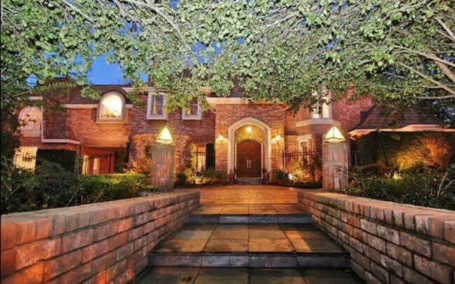 2819 Cedar Woods Pl in Houston, TX - Foto de edificio - Building Photo