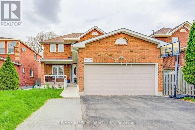 property at 5295 Thornwood Dr