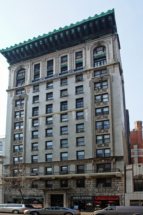 166 W 72nd St in New York, NY - Foto de edificio