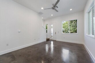 2504 E 6th St in Austin, TX - Building Photo - Building Photo