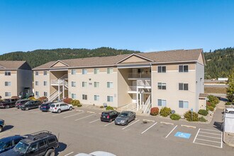 Silver Leaf Apartments in Smelterville, ID - Foto de edificio - Building Photo