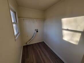 513 Manley St in High Point, NC - Foto de edificio - Building Photo