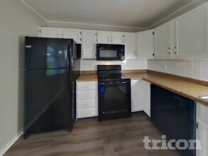 222 Georgetown Rd in Greenwood, IN - Building Photo - Building Photo