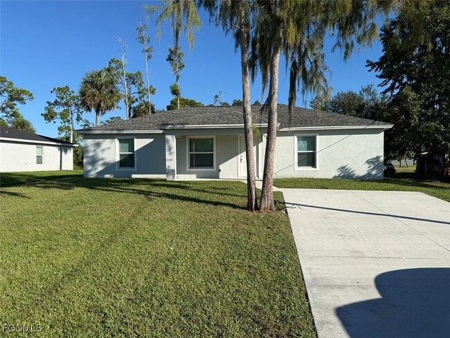 property at 3003 Harvard Cir