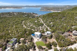 14020 Lakeview Dr in Austin, TX - Building Photo - Building Photo