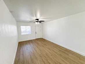 1637 N 51st St in Phoenix, AZ - Building Photo - Building Photo