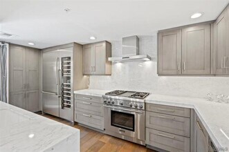 160 W Island Ave in San Diego, CA - Building Photo - Building Photo