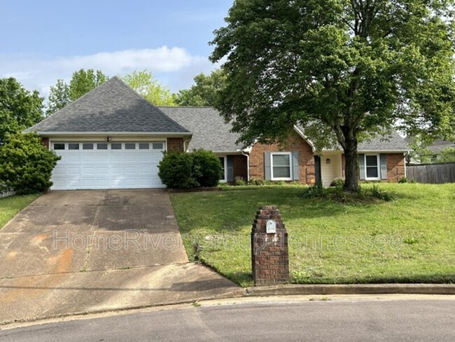 property at 590 Featherwind Cove N