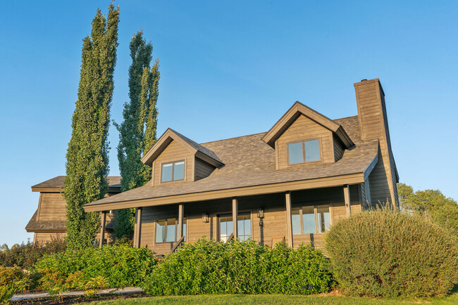 1590 Bustle Creek Rd in Moose, WY - Building Photo - Building Photo