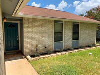 504 Twin Oak Trail in Cedar Park, TX - Building Photo - Building Photo