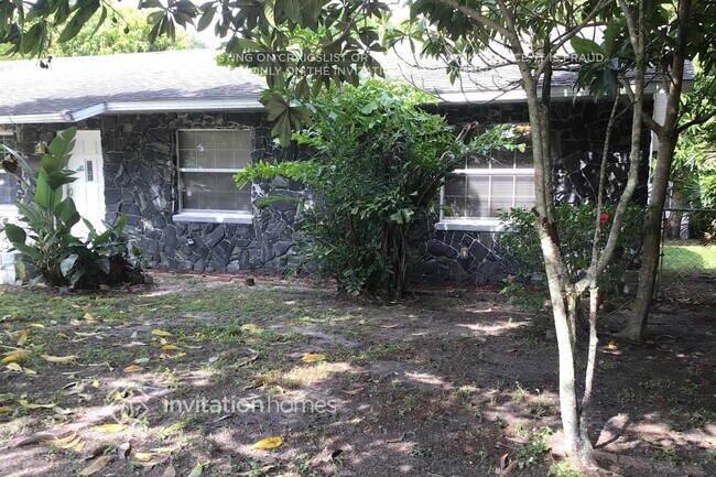 4402 Presidential St in Seffner, FL - Building Photo - Building Photo